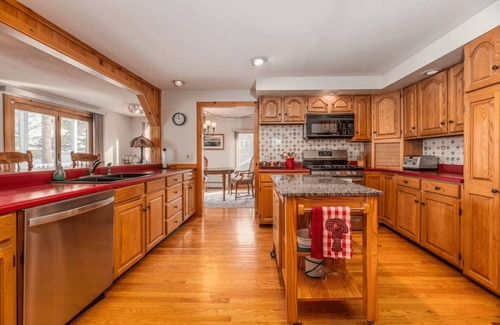 Standish Casa | Lakefront Retreat | Sleeps 10 | Private Beach