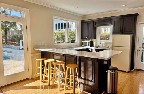Milledgeville Casa | Lakefront Retreat with Pool and Room For Everyone!