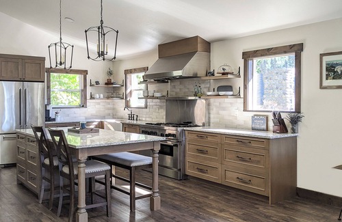 Bigfork Casa | Lakefront retreat w/private dock, SUPs & fast WiFi - walk to restaurants!