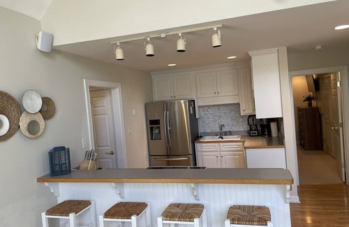 Macon Casa | Lakefront Retreat with Hot Tub, 2 Docks, Panoramic Views, Firepit, SUP & Kayaks