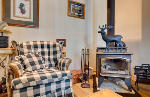 Rhinelander Casa | Lakefront Rhinelander Cabin with Dock and Fire Pit!