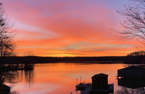 Livingston Casa | Lakefront, secluded, w/ private dock, perfect retreat!