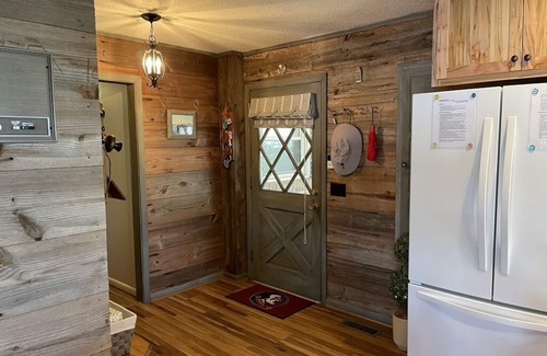 Albemarle Casa | Lakefront sleeps 14: Swim floats , hammocks, fire pit, grill, yard games