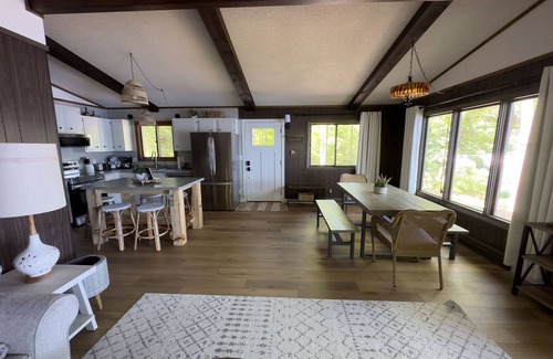 Iron River Cabina | Lakefront Stay w/ATV Trail Access -Trailer Parking