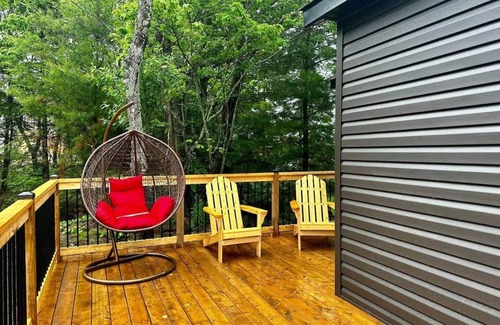Carling Cabina | Lakefront Studio Cottage #8