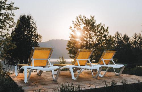 Lac Superieur Village Casa | Lakefront Studio with Resort Mountain View