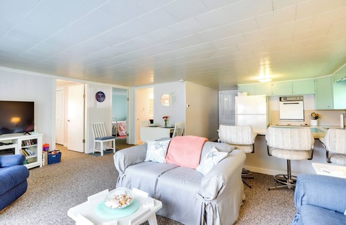 Grand Junction Cabaña | Lakefront Vacation Rental, 13 Mi to South Haven!
