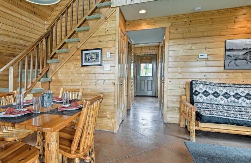 Columbia Casa | Lakefront Vacation Rental with Patio and Grill!