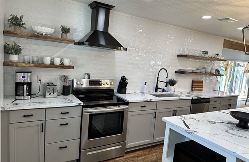 Anderson Casa | Lakefront, Views, Private Dock, Boat Rental, Bunks, Near Clemson, Kayaks!