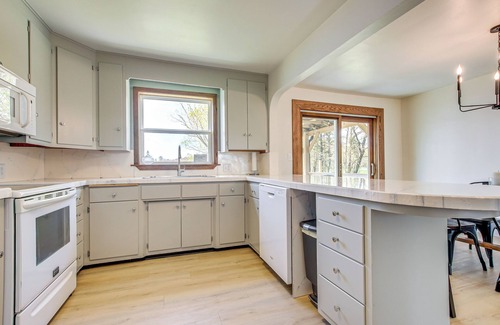 Birnamwood Casa | Lakefront Wisconsin Getaway: Fish, Boat, Relax!