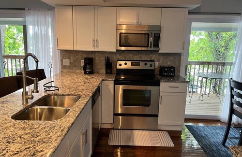 Lake of the Ozarks Casa | Lakefront10mm/great view/boat jetski option/