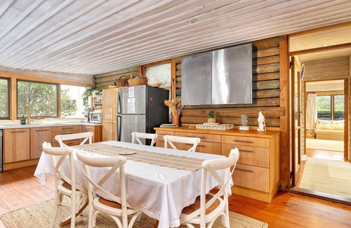 Erowal Bay Casa | Lakehouse at Erowal Bay