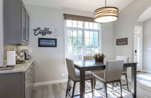 Cross Hill Casa | Lakehouse Landing - Hot tub + Outdoor Kitchen + Stunning sunsets
