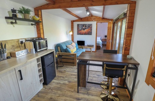 Raithby Cabaña | LAKEHOUSE, romantic, with a garden in Spilsby