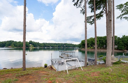 Seneca Casa | Lakehouse with Private Dock!