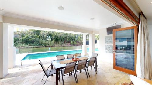 Broadbeach Waters Casa | Lakeland Keys