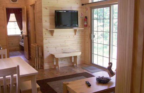 Milton Complejo | Lakeland RV Campground Cottage 15