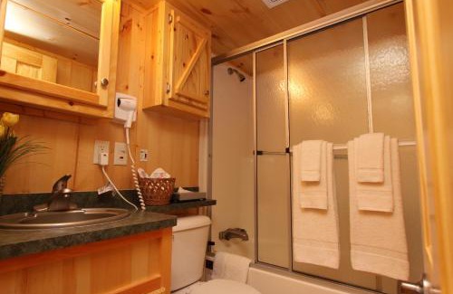 Milton Complejo | Lakeland RV Campground Loft Cabin 1