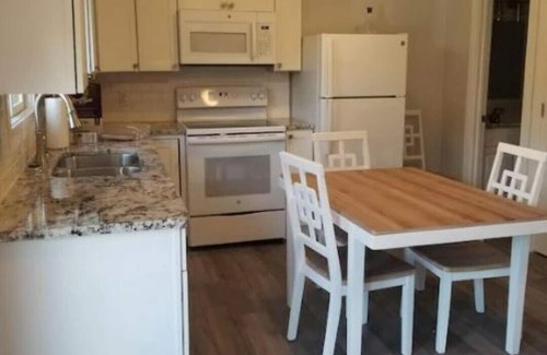 Ludington Cabaña | Lakelure Cottages - Perch