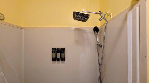 Gouldsboro Otro | Lakes & Beaches & Private Hot Tub & Gym