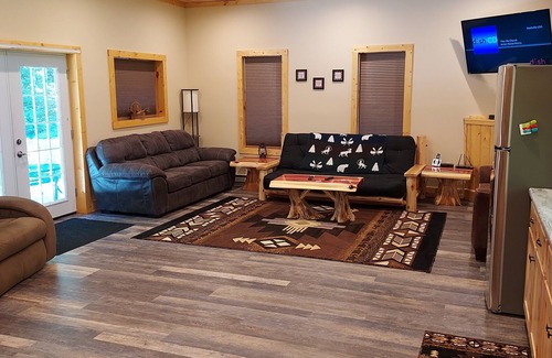 Elmira Cabina | Lakes of the North Barndominium