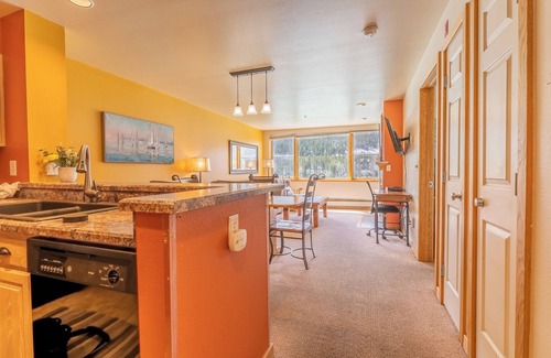 Lakeside Village Apartamento | Lakeshore #1540