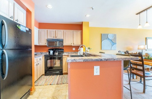 Lakeside Village Apartamento | Lakeshore #1540