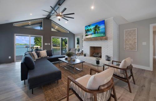 Westport Casa | Lakeshore Adrift