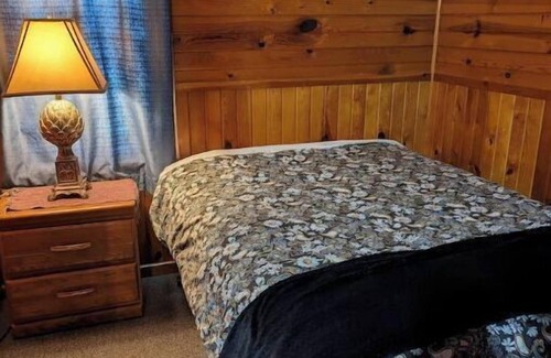 Faribault Cabina | Lakeshore Cabin @ Winjums
