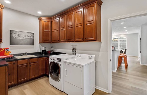 Fennville Casa | Lakeshore Woods Escape
