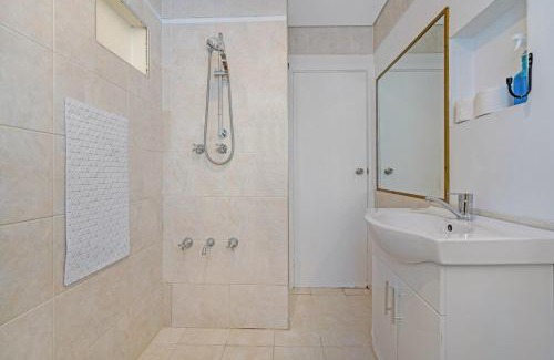 Koonawarra Apartamento | Lakeside 3 Bedrooms House