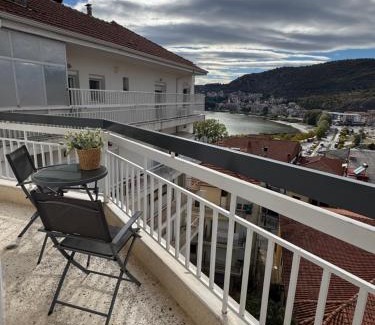 Kastoria Apartamento | LakeSide Apartment