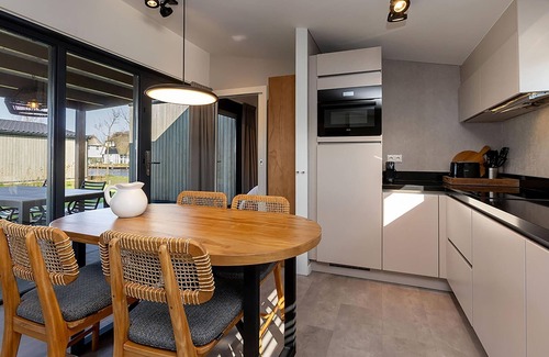 Delfstrahuizen Casa | Felicidad junto al lago en Frisia