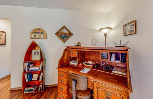 Hot Springs Village Casa | Lakeside Bliss
