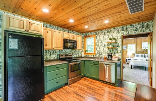 Sandyville Cabina | Lakeside Cabin | Fish Swim Kayak