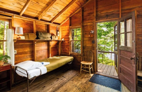 Bremen Cabina | Lakeside Cabin Stay