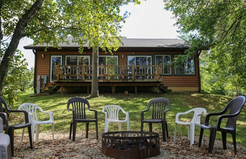 Tomah Casa | Lakeside Paradise Home en Birch Lake. Duerme hasta 12 personas.