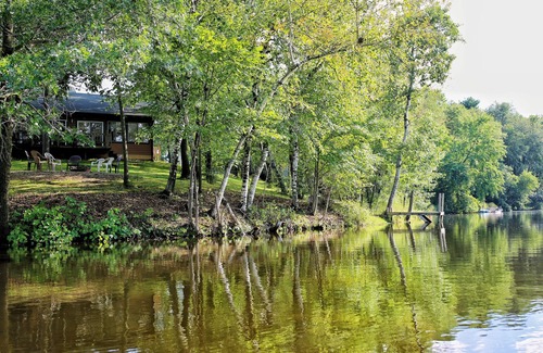 Tomah Casa | Lakeside Paradise Home en Birch Lake. Duerme hasta 12 personas.