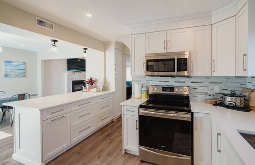 Fort Erie Casa | Lakeside Cottage @ Historical Fort Erie