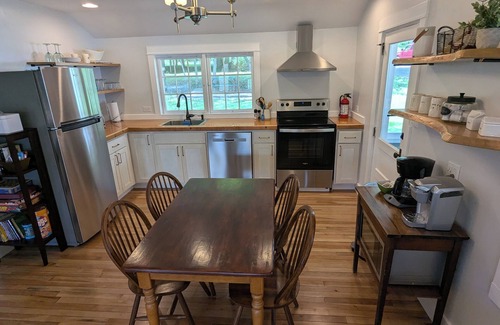 Cooperstown - Otsego Lake Cabaña | Lakeside Cottage in Cooperstown
