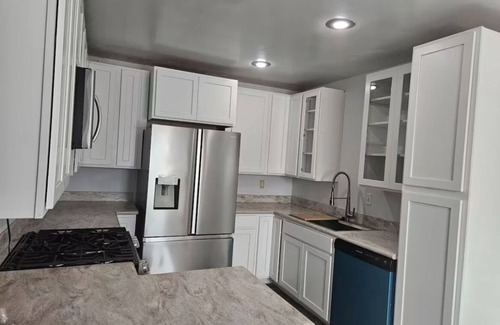 Lake Elsinore Casa | Lakeside Escape, Cozy Getaway