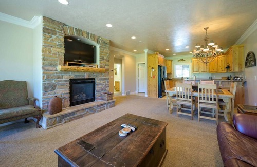 Ogden Casa | Lakeside Escape | Pool | Hot Tub | Game Rm