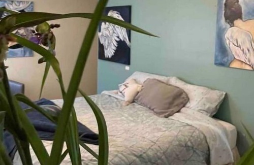 Leesville Cabaña | Lakeside Farmhouse - Pets Welcome