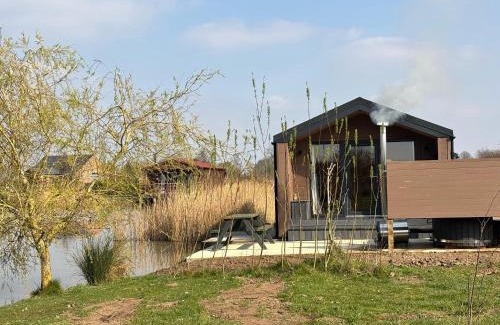 Boston Casa | Lakeside Fishing Pods