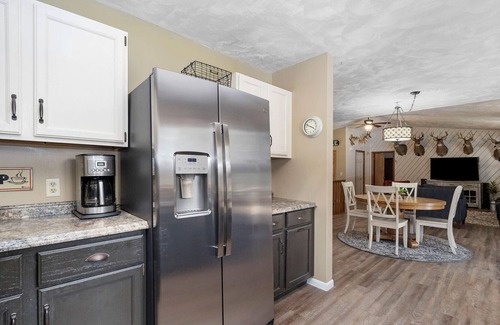 Gaylord Casa | Lakeside Getaway includes Hot Tub