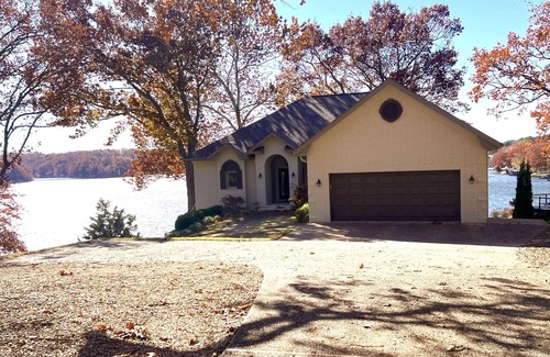 Bella Vista Casa | Lakeside Getaway
