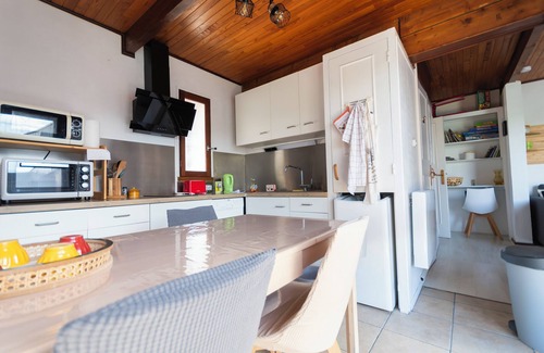 Vernet-la-Varenne Casa | Lakeside gite