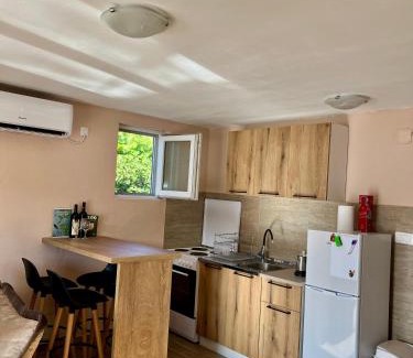 Karuc Apartamento | Lakeside Harmony Apartment