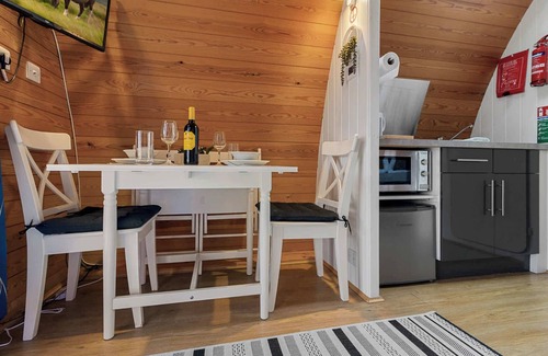 Cheriton Bishop Chalet De Esquí | Lakeside Haven - Fishing+Heated Pool 500yrds away