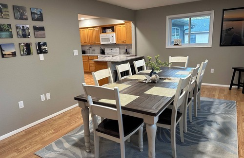 Grove Casa | Lakeside haven near Wolf Creek Boat Ramp